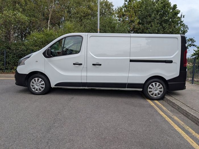 Renault Trafic New Doe Low Mileage 27k Km