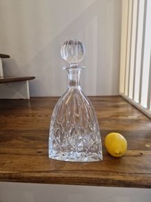 Triangle shaped decanter