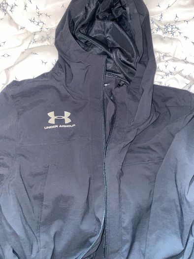 Under armour golf rain jacket size medium brand new with tag
