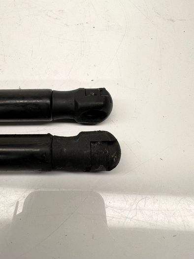Audi A6 4G C7 2012 gas pressure spring bonnet 4G8823359A damper front flap a2l4b39s