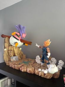 Dragonball Z Vegeta vs Buu VKH resin statue