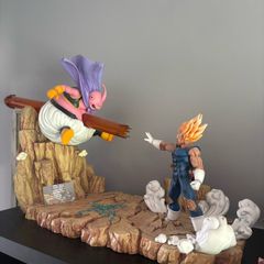 Dragonball Z Vegeta vs Buu VKH resin statue
