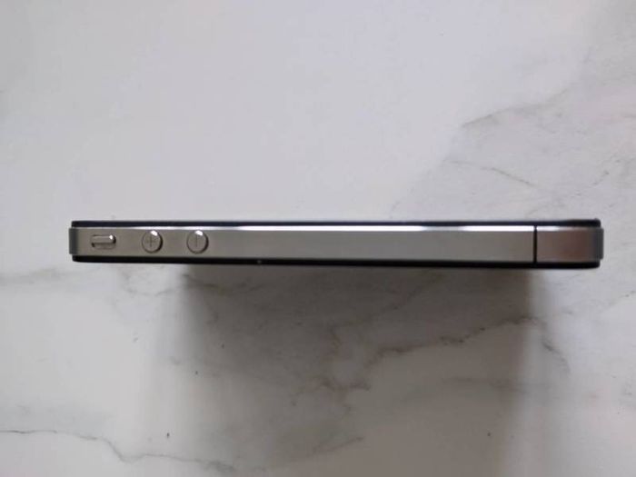 IPhone 4 A1332 16Gb