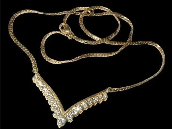 Vintage 18ct Yellow Gold Diamond Necklace