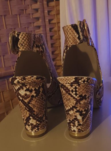 womens shoes