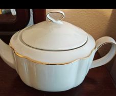 Vintage Royal Winton Porcelain Teapot