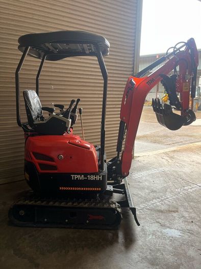 TPM-18HH micro digger Briggs & Stratton engine