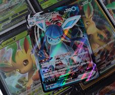 Glaceon VMAX ! Triple Rare ! from Eevee Heroes Set ! 2021 ! Korean Pokemon Card !