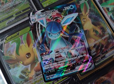 Glaceon VMAX ! Triple Rare ! from Eevee Heroes Set ! 2021 ! Korean Pokemon Card !