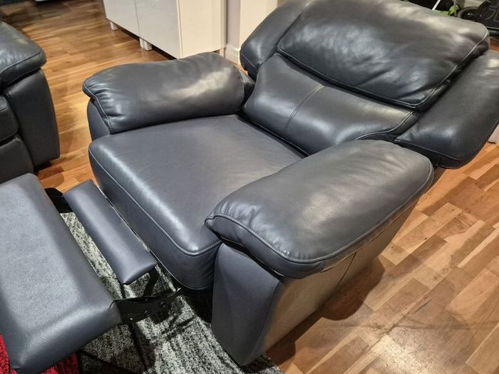 3 seater power recliner and power recliner grey real lethear