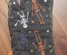 Halloween oven gloves