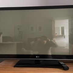 LG 42" Plasma TV