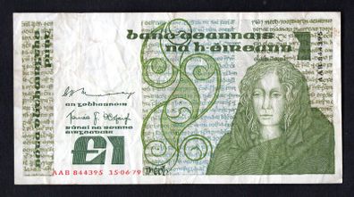 1979 Ireland IR1 Queen Medb (Maeve) Banknote Series B. Note issued 15/06/1979. Serial number AAB844395