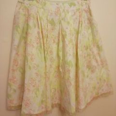 Eli Tahari Ladies Skirt. Size 8. Floral Excellent Condition. Vintage Style.Payment By REVOLUT or PAYPAL