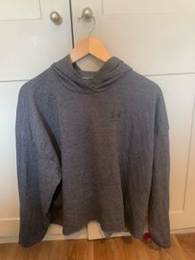 small womens under armor baggy top