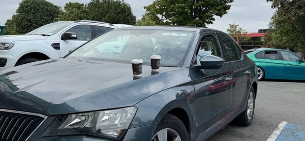 Skoda Superb 1.6 DSG AUTO