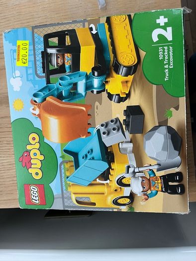 Lego 10931 excavator and dump truck