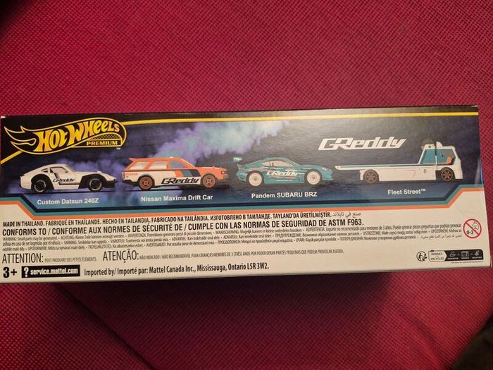 Hot Wheels Diorama Nissan Subaru Datsun Greddy