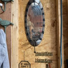 Vintage oval wall mirror sconce