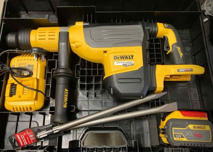 Dewalt
