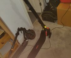 Segway Ninebot KickScooter ES1L - Excellent Condition