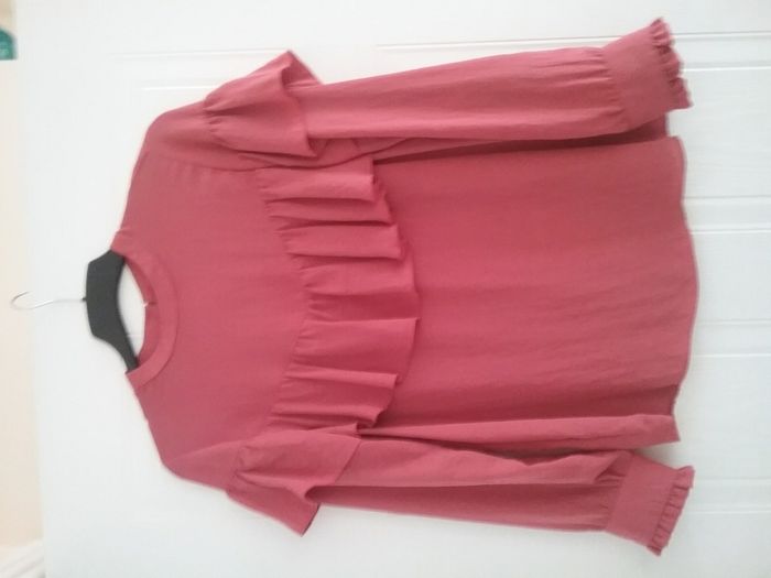 Ladies Tops Size10