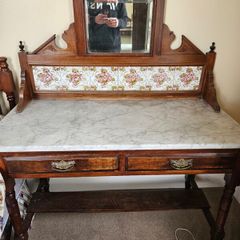 dressing table