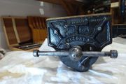 1930s record 52 1/2 wood vice