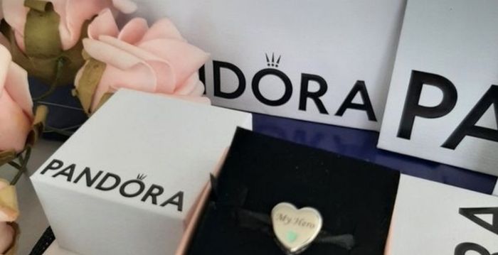 new genuine pandora MY HERO heart charm