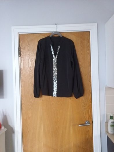 Blouses X 2.   S. 14 & L .