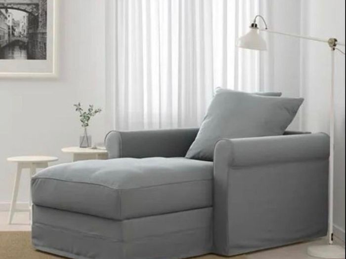 Chaise Lounge