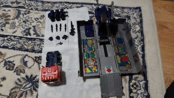 Transformer / toy