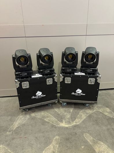 4x 250W BSW Moving Heads