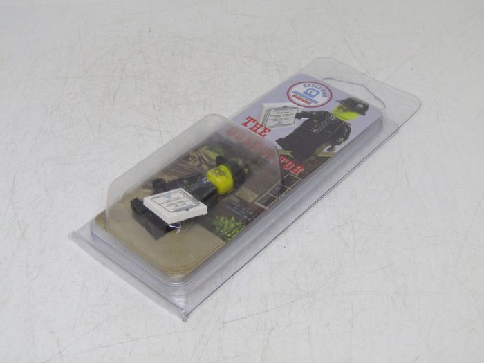 Lego Brick Loot Exclusive Custom Printed The Conductor New Exclusive Mail Away Only Minifigure  RARE AND HARD TO FIND