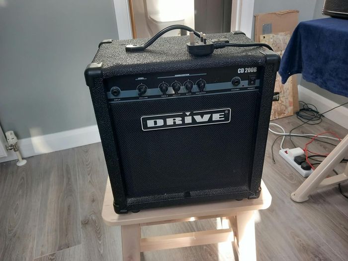 Drive CD200B - Bass Amp