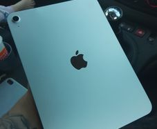 2026  Ipad + Magic keyboard
