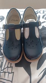 Clarks girls navy shoes BNWT size 12G