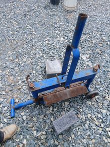 Block cutter/splitter guillotine