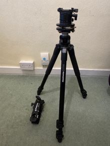 Manfrotto 303SPH Panoramic Head 338 Levelling Base 055 Tripod 200 Euro