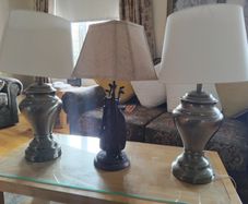 Lamps 3 must sell by Thursday