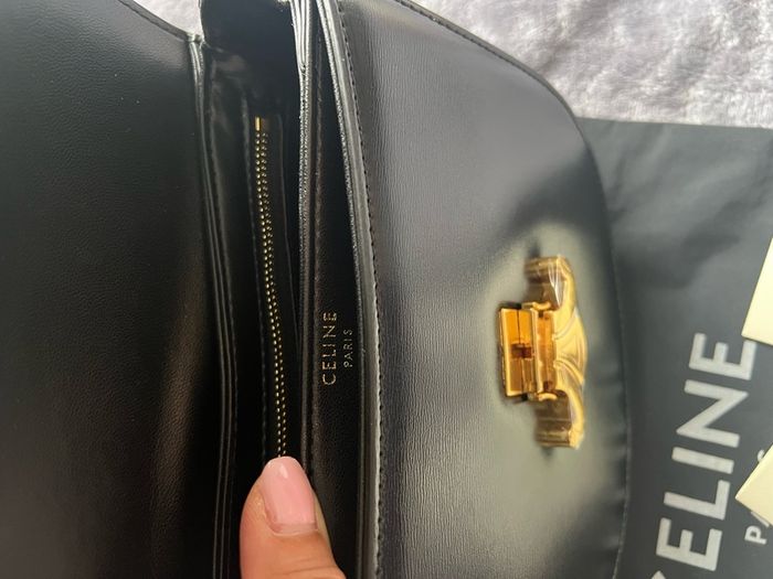 Ladies leather Bag