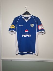 boys youth Umbro IRLEAND PEPSI FAI football SHIRT jersey Damian Duff NO. 11 Size medium boy THE STAR NEWSPAPER Today FM