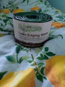 lawn edging