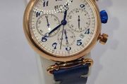 Atom Italian wristwatch
