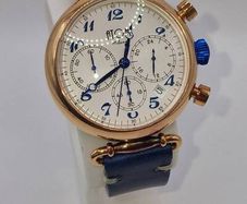 Atom Italian wristwatch