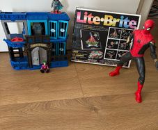 toys