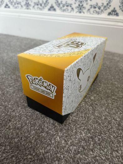 Empty pokemon 30th anniversary ETB