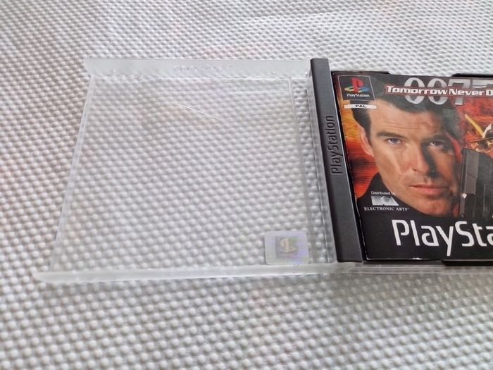 007 Tomorrow never Dies PlayStation1 Ps1 PlayStation2 Ps2 Games Original