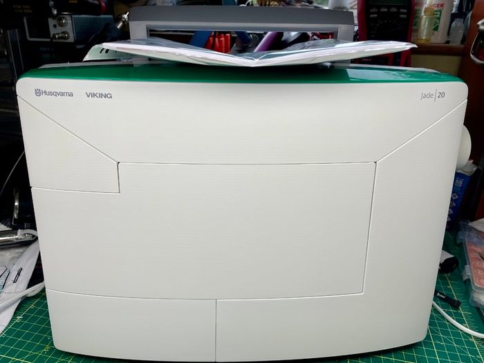 Huskvarna Viking Jade 20 Sewing Machine - As new - Serviced - Premium machine