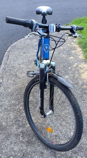 Hard-tail Mountain Bike
